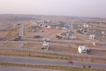 10 Marla Residential plot L block Bahria Town Phase 8 Rawalpindi